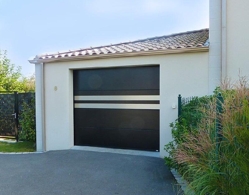 Porte de Garage Sectionnelle Décor Alunox Manuelle Panneaux 40 mm Ressort Torsion RT200 Sur Mesure Référence: P Sectio Alunox RT200 Manuelle_0