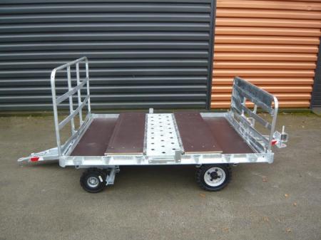 Remorque spécifique polyvalente pour le transport de conteneurs de fret aérien et de bagage en vrac_0