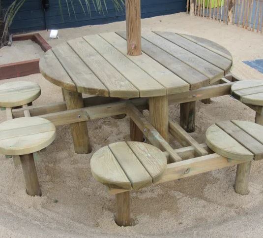 Table de pique-nique ronde en pin traité classe 4 - pour 8 personnes - 32PINC3VTABRON_0