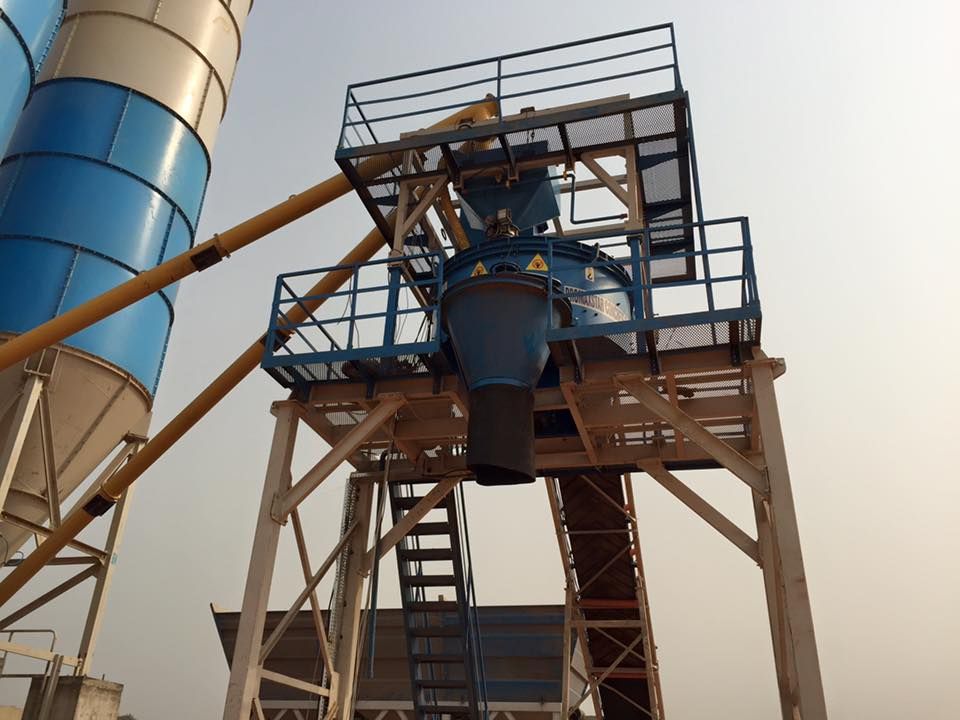 Promax C60 - Centrale à béton 60 m3/h avec mélangeur Panmikser et compresseur intégré_1