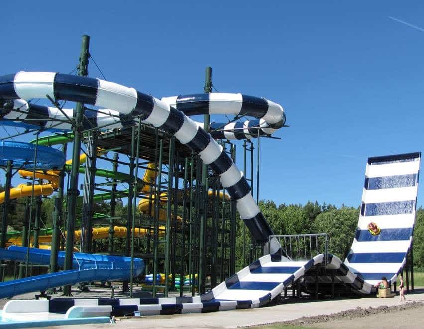 Toboggan Crusader - Glissière multicolore - Moyen de glisse : bouée_0