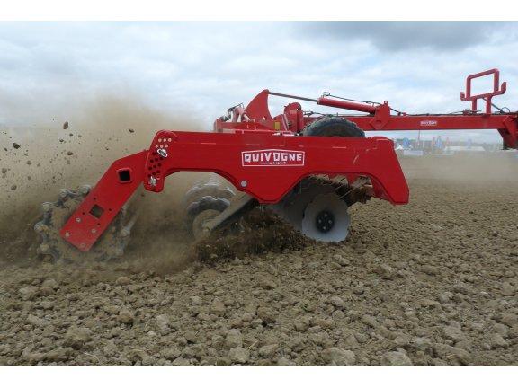 Déchaumeur à disque rapide - Diskator 500 repliable porté - Quivogne - largeur 5m, 40 disques, 3400kg_0
