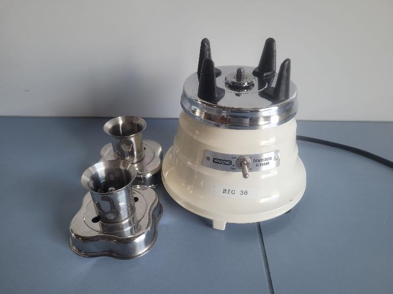 Mélangeur de laboratoire à vitesse variable WARING 800E_0