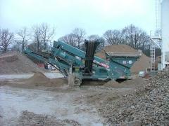 CRIBLE POWERSCREEN CHIEFTAIN 400 PNEUS OU CHENILLES_0