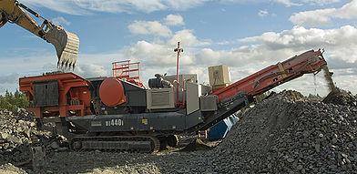 Concasseurs à mâchoires Sandvik UJ440 - trémie 10 m³ - moteur 315 kW - 74 000 kg_0