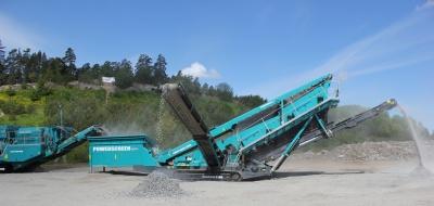 Cribleuse mobile Powerscreen Chieftain 2200 - 2 étages - Moteur CAT C4.4 - Neuf_0