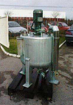 Cuve simple enveloppe agitée 150 litres d'occasion - inox - serpentin de chauffe vapeur - agitation tripale_0