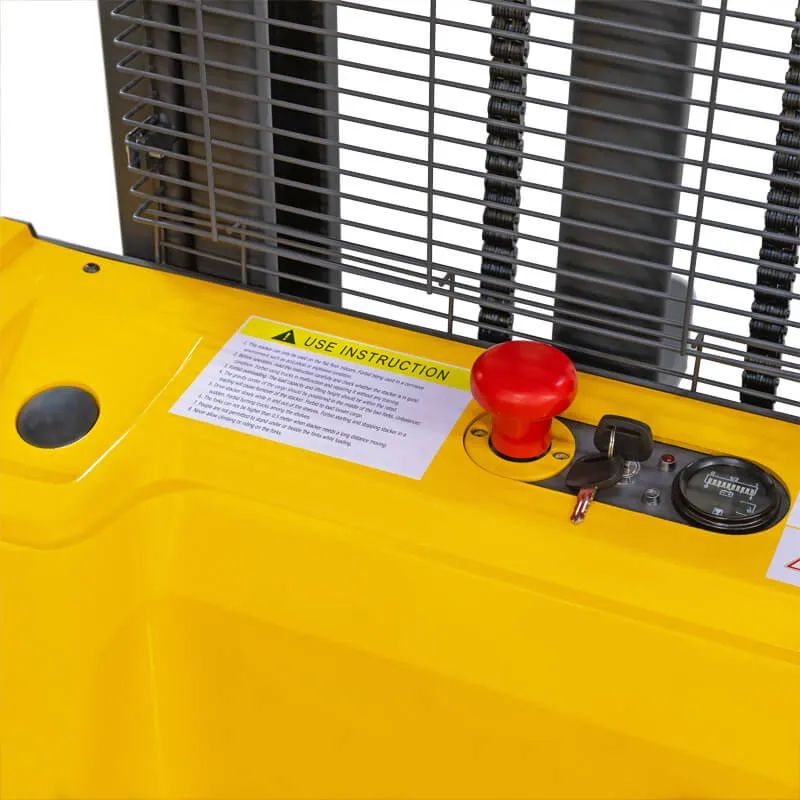 Gerbeur automoteur électrique CDD15R-EN - 1.5T x 2,5M avec fourches réglables - Batterie lithium-ion, mât télescopique_1