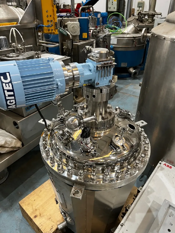 Réacteur aseptique sofast inox 316l 113 litres d'occasion avec enveloppe, agitation et chauffage - référence                        :                         c9598_0