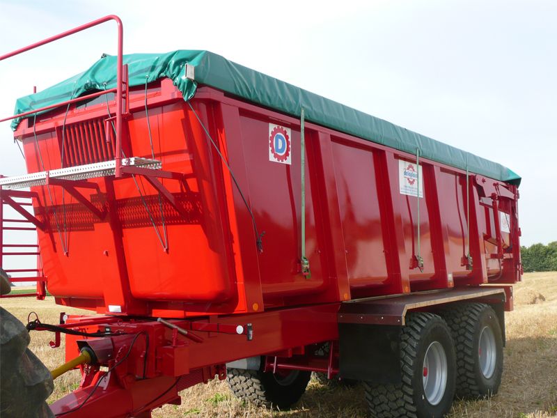 Remorque agricole standard B180BV Delaplace - charge 18 tonnes - flèche avec sécurité, béquille hydraulique et rehausses_0