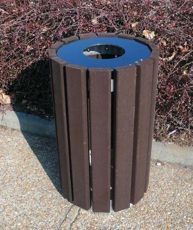 Corbeille de propreté Escapade - plastique recyclé - Modèles 70L & 90L_0