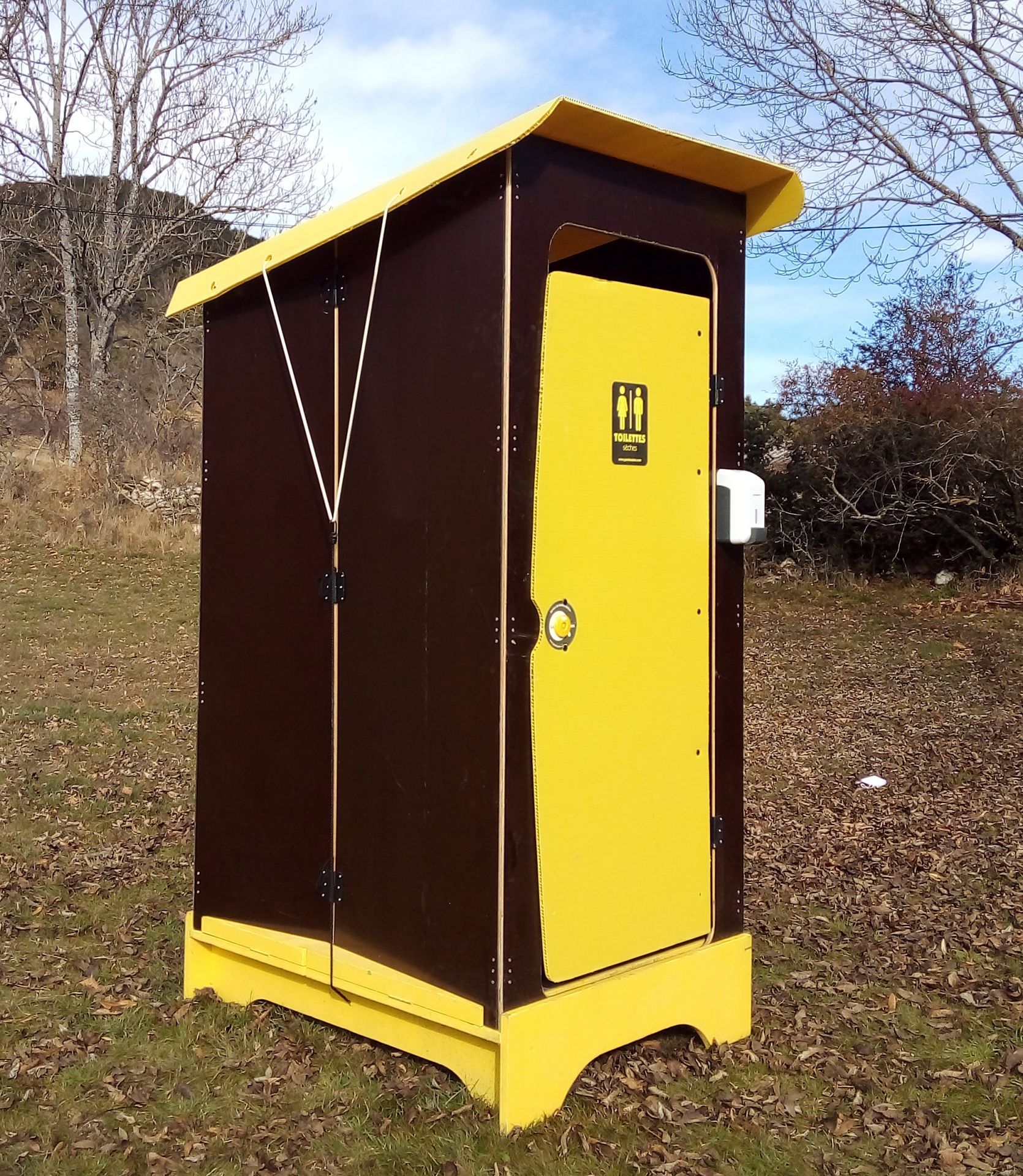 Location cabine de toilettes sèches pour chantiers indoor_0