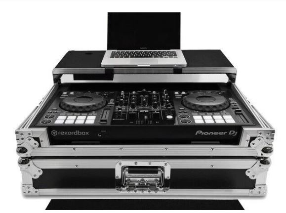Flight-case DJ & table de mixage : une solution sur-mesure robuste, légère et personnalisée_0