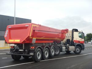 Mid-Line - Bennes rondes robustes Forez Bennes - PTAC 38t / PTRA 44t - 5 essieux - Caisse 23m3_0