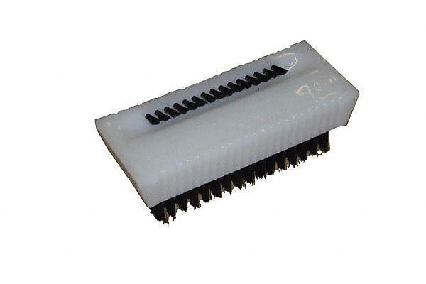 BROSSE NYLON, AUTOCLAVABLE RÉFÉRENCE : DB01201