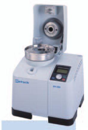 Broyeur ultra-centrifuge RETSCH ZM 200 - broyage fin, performances élevées et grande capacité_0