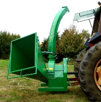 Broyeur de branches à 6 couteaux radiaux de 200 mm sur tracteur avec rouleaux ameneurs - SUPER-PAIN 600_0