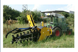 Trancheuse de sol TZ 70/100 - TZ 70/100N pour tracteurs 25 à 90 cv, PTO 540 Tr/min, creusement jusqu'à 120 cm_0