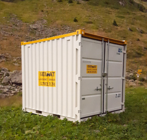 Container à louer avec rayonnage et électricité, 7 m3_0