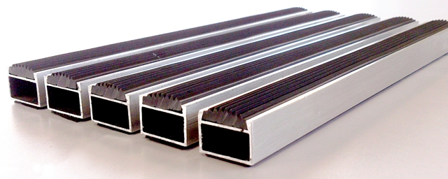 Tapis Adher'Mat - Tapis d'entrée enroulable avec profil aluminium et bandes de caoutchouc - Résistant et élégant_0