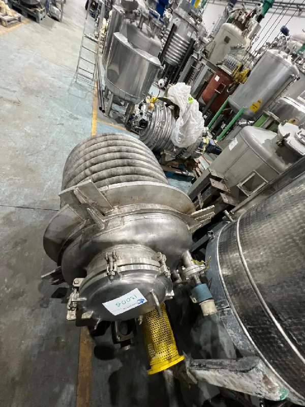 Réacteur en acier inoxydable 900 litres avec demi-tige_0