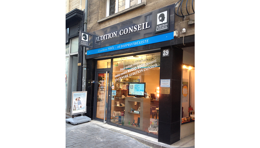 Enseigne lumineuse personnalisée - Panneaux LED, néon et ampoule pour promouvoir votre entreprise_0