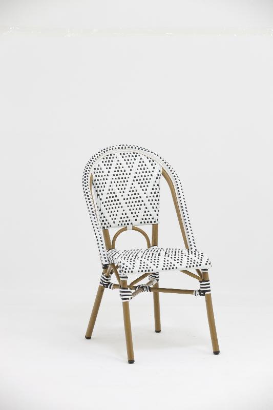 Chaise de terrasse Montorgueil - tressage noir et blanc - aluminium résistant et empilable_0