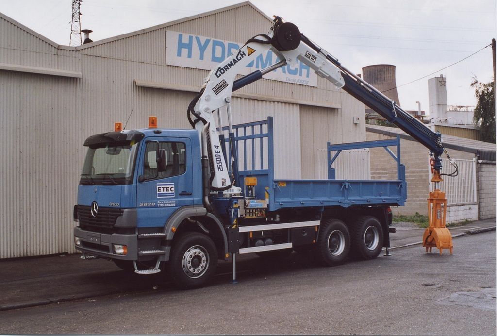 Série 25500 E Grue Auxiliaire - Cormach - Pression 300 bar - Moment statique max 27150 daN/m_0