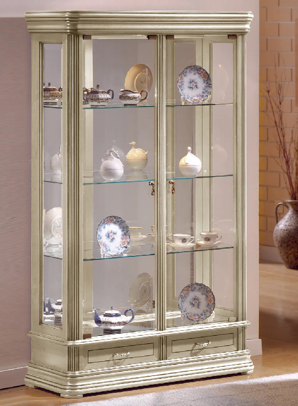 Vitrine en bois DV76VA - laqué crème cérusé - 3 tablettes réglables avec serrure et fond miroir_0