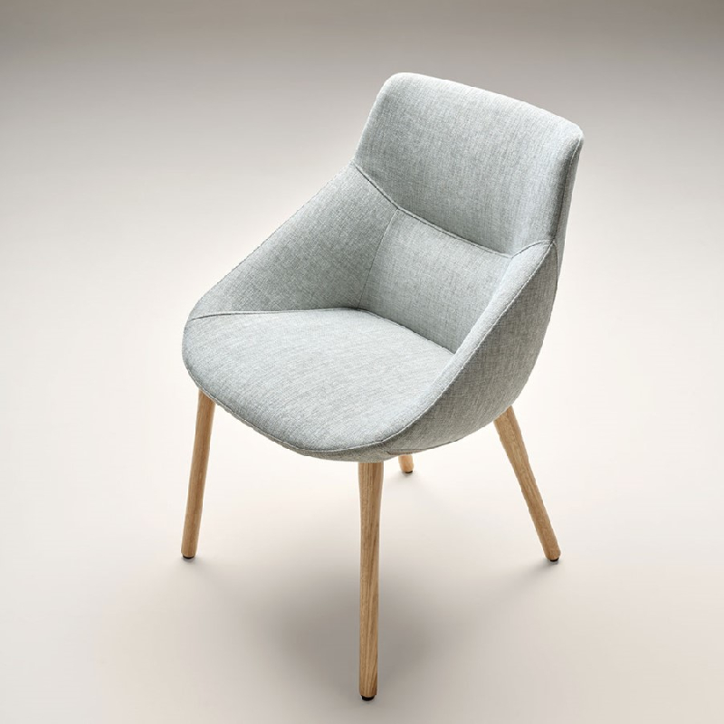 Chaise tapissée BOW pied en bois_0