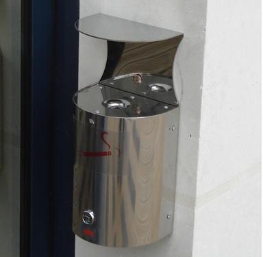 CENDRIER MURAL DEMI-CYLINDRIQUE AVEC TOIT INOX 304_0