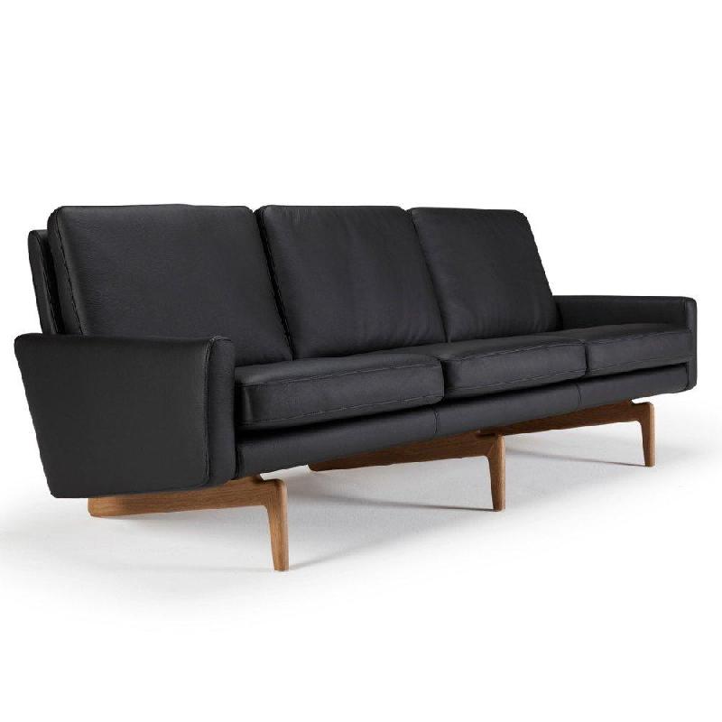 Canapé 3 places design scandinave EGSMARK - piétement en chêne - cuir noir - rembourrage NOSAG 40kg/m3_0