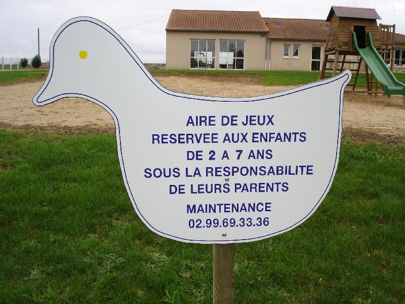 Panneau d'information réglementaire aire de jeux - forme canard - texte libre_0