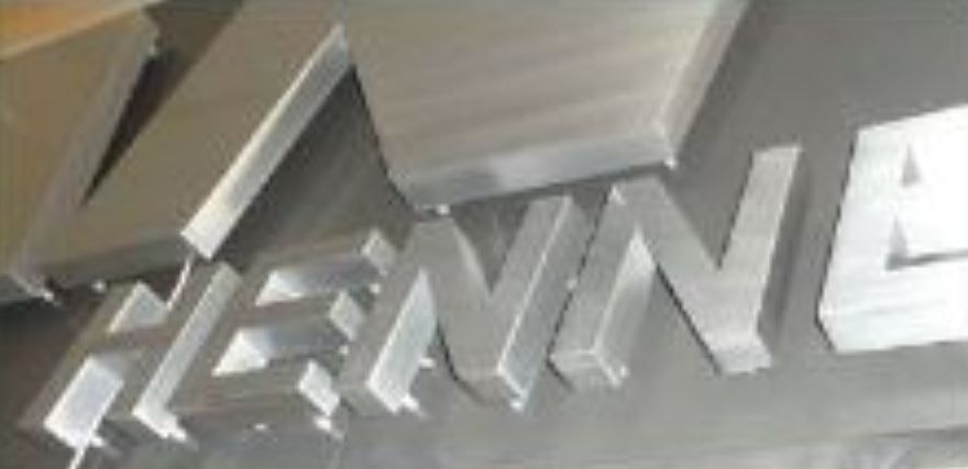 Lettrage 3D pleines inox brossé - relief de 10 à 100 mm - fixation incluse_0