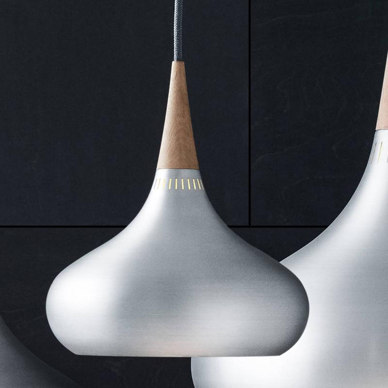 FRITZ HANSEN ORIENT P1 SUSPENSION ALU/CHÊNE Ø 22,5 CM