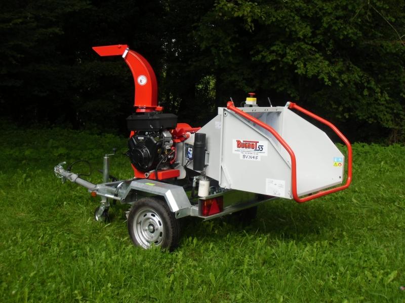 Broyeur de végétaux BV N45 - rotor avec 24 fléaux ou 6 outils coupants - capacité 12 cm - motorisations essence 18 et 23 CV_0
