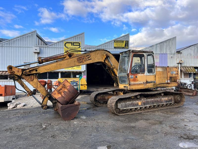 LIEBHERR r912 lc pelle 20t_0