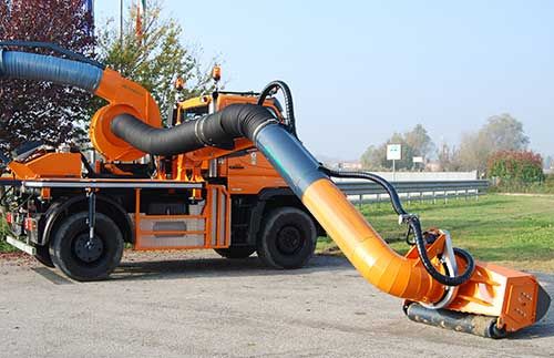 Cyclone UC - Broyeur d'accotement aspirant Hymach - 6/8 m - Débroussailleuse oléohydraulique_0