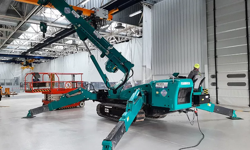 Location mini-grue Diesel ou électrique - Capacité de levage 8,09 t x 2,4 m - Maeda MC815_0