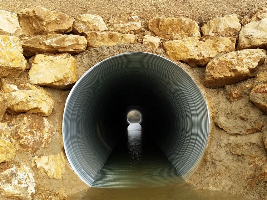 Abri souterrain robuste en acier galvanisé_0