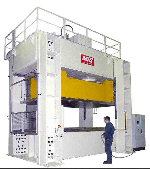 Smc - presse à compression arcade monolithique - passage entre tables 1300 mm - force max 8000 kN_0