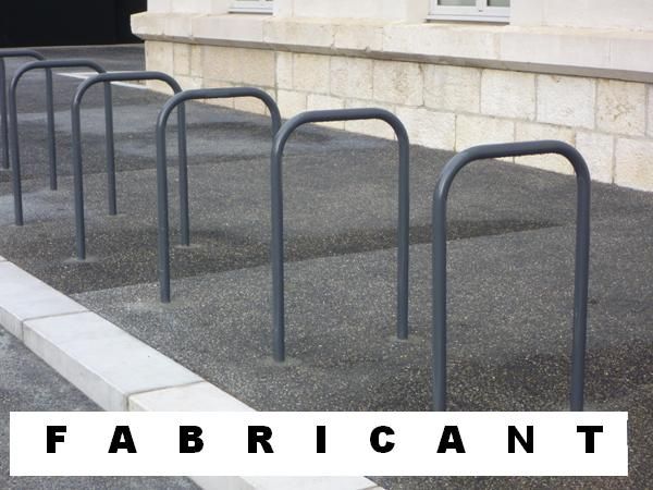 Arceau urbain - Axinov - en acier - diamètre 42 - fixation sur platine ou à sceller - deux coudes_0