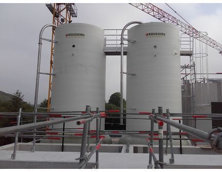 Silo de stockage industriel en terrasse avec un système de pesage, capacité jusqu'à 200 m3 - ROUSSEAU_0