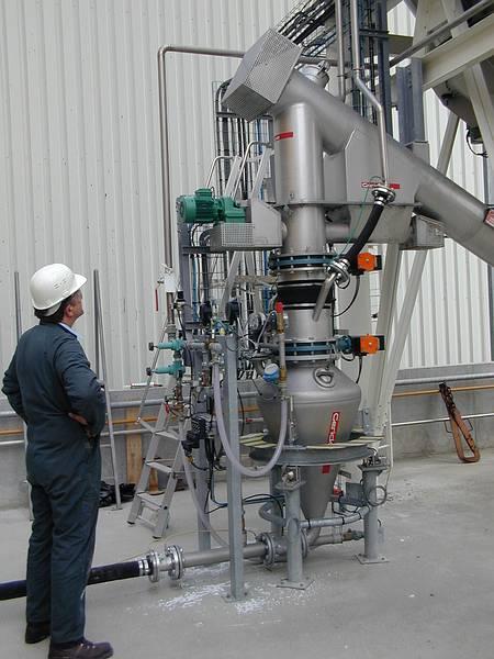 Transport pneumatique en phase dense - solutions étanches et automatiques pour poudres et granulés_0