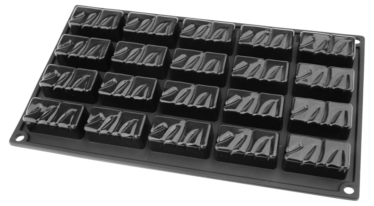 Moule en silicone alimentaire professionnel - 20 empreintes nougat - 30 x 17,5 cm - Résistance -60°C à +230°C - MARTELLATO_0