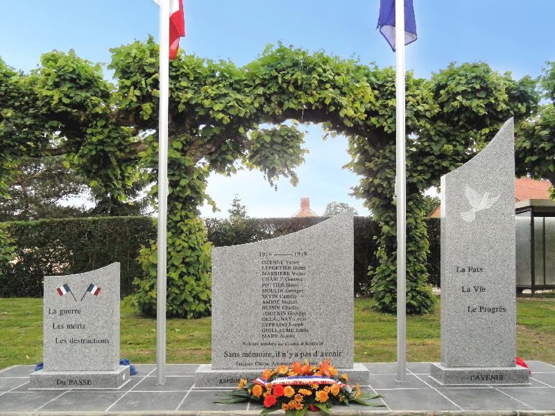 Stèles commémoratives - Granimond - Personnalisation et intégration sur mesure_0