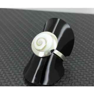 BAGUE OEIL DE SAINTE LUCIE EN ARGENT