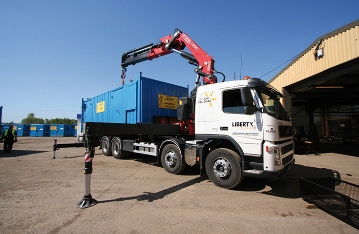 Grue auxiliaire Fassi F800RA HE-Dynamic - capacité de levage jusqu'à 72,17 tm - bras hydraulique jusqu'à 30,45 m avec jib_0