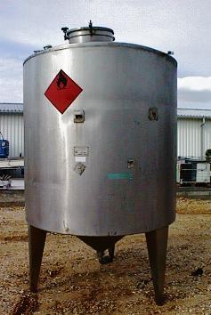 Cuve simple enveloppe inox Pierre Guerin 3000 L d'occasion - fond conique, vidange vanne papillon_0