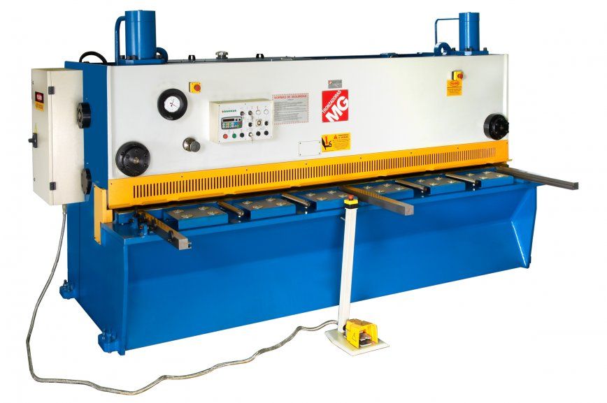 Cisaille hydraulique QC11Y 20/3100 - largeur utile 2000 à 6000mm - épaisseur de coupe 4 à 25mm_1